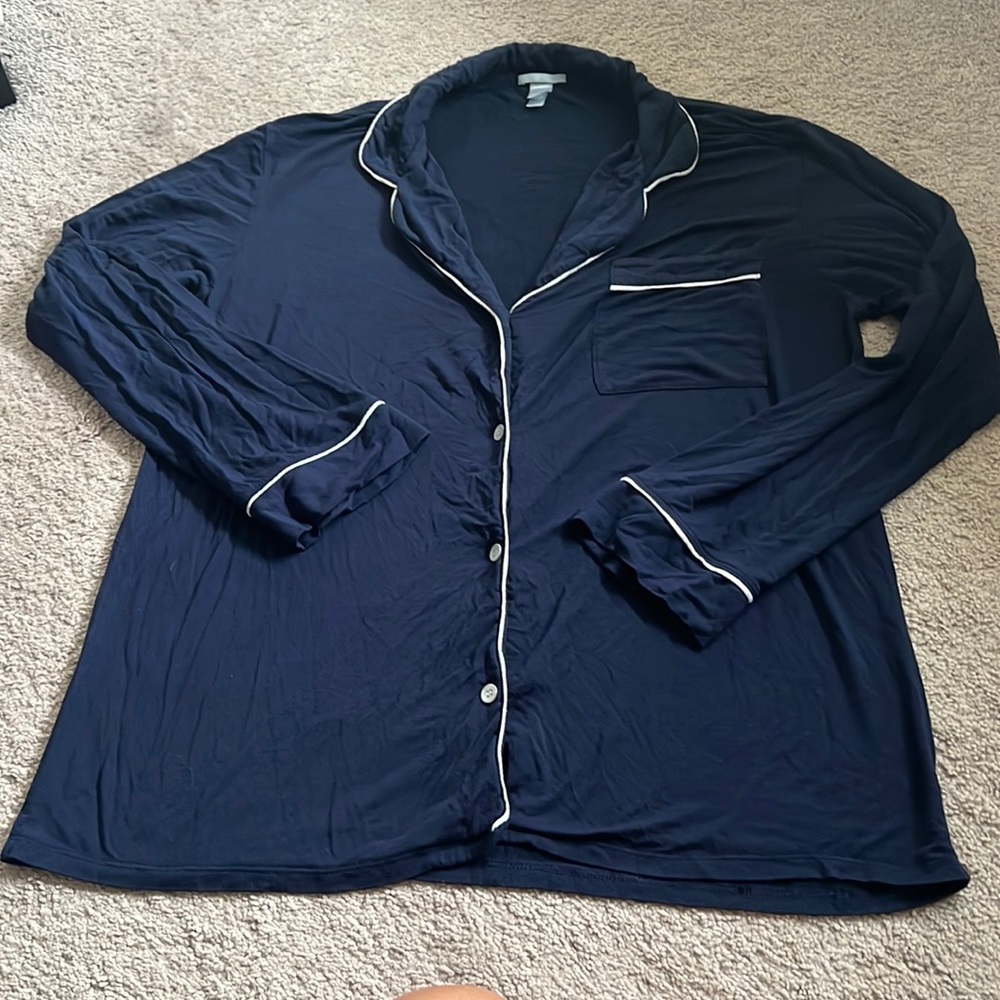 EBERJEY Blue white piped detail long sleeve pajama sleep top sleep shirt